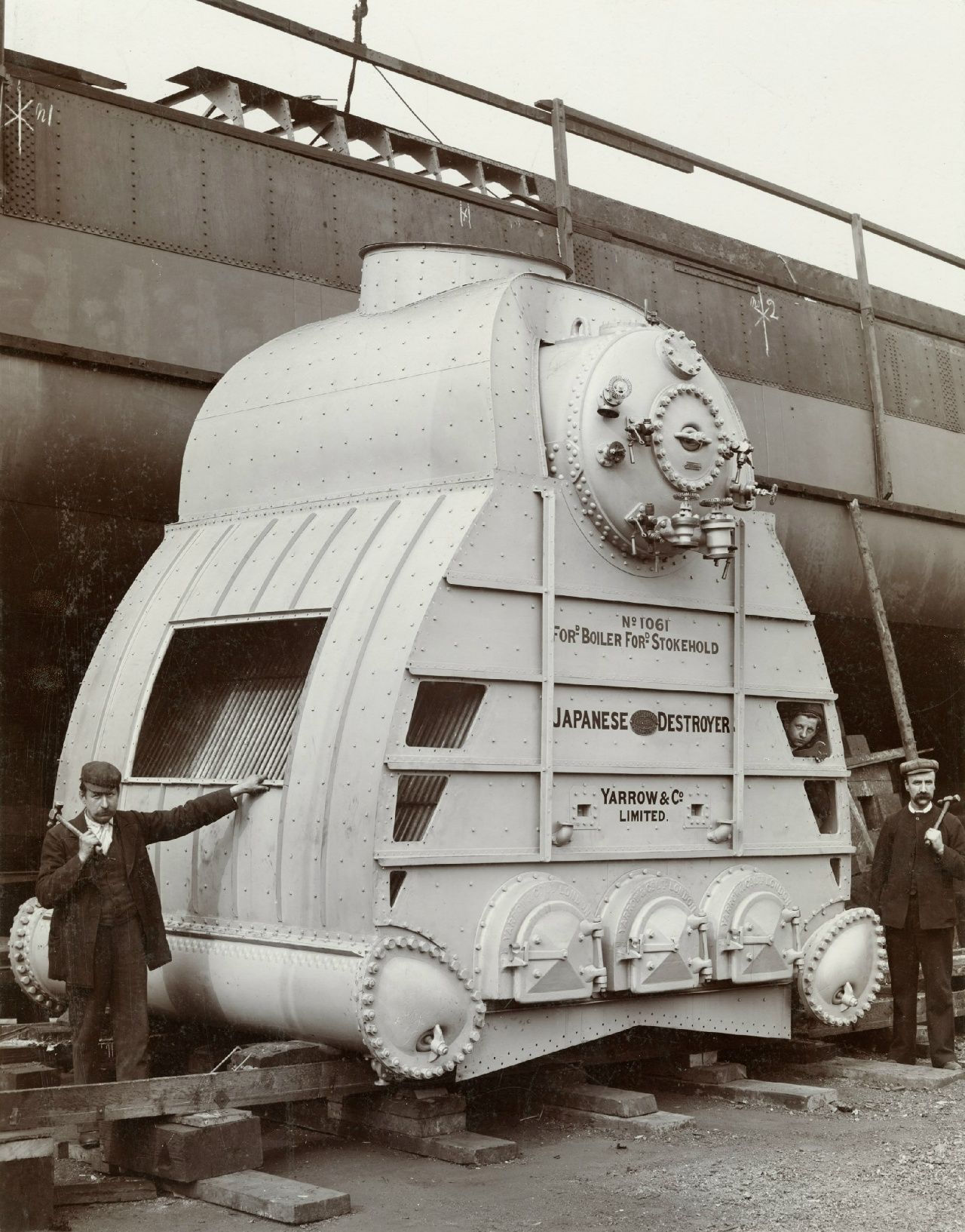 255158